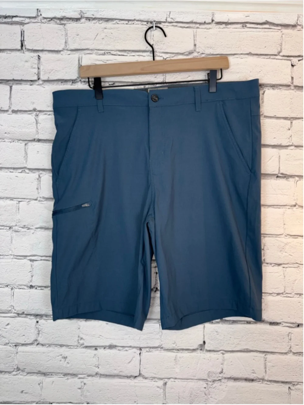 Men's Weatherproof Vintage Flat Front Shorts size 38 Blue Hiking Cargo Shorts